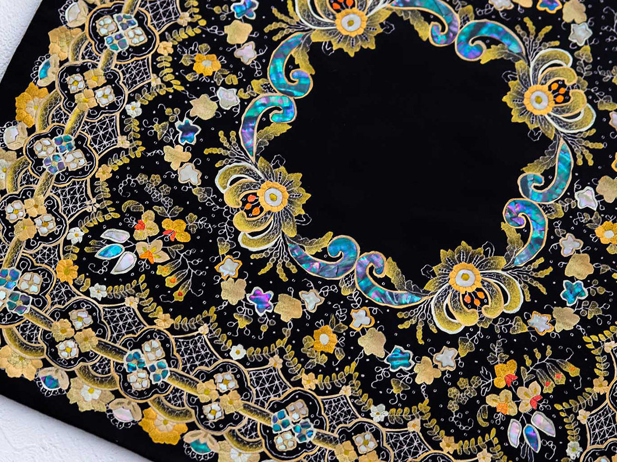 ブルーミング中西株式会社 ハンカチーフ